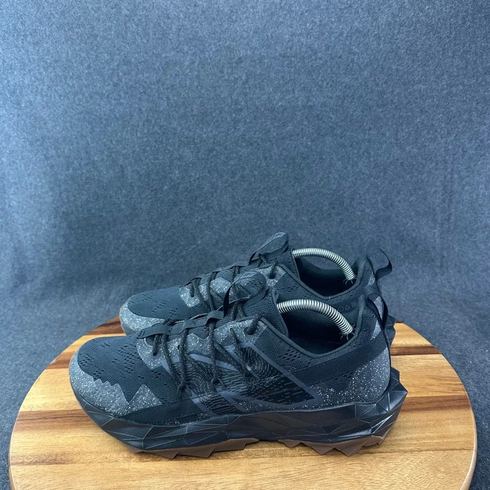 New Balance Tektrel Hiking Trail Shoes Black MTTTRCK1 Mens Size 11.5D